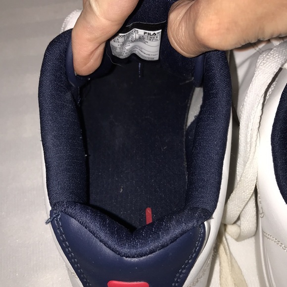 Mens Fila shoes, in good condition, size 9.5 - Picture 5 of 9